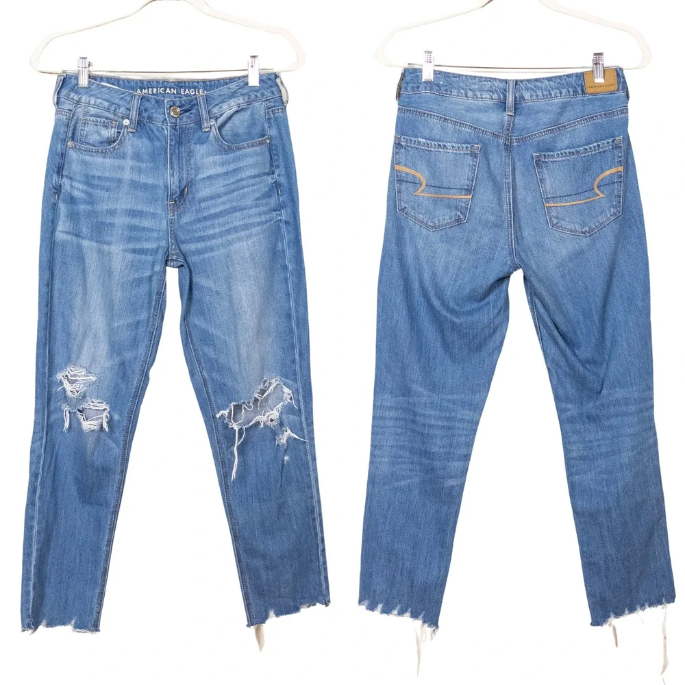 AMERICAN EAGLE Women’s 4 Long Hi-Rise Tomgirl Jeans Medium Wash Distressed - Picture 1 of 5